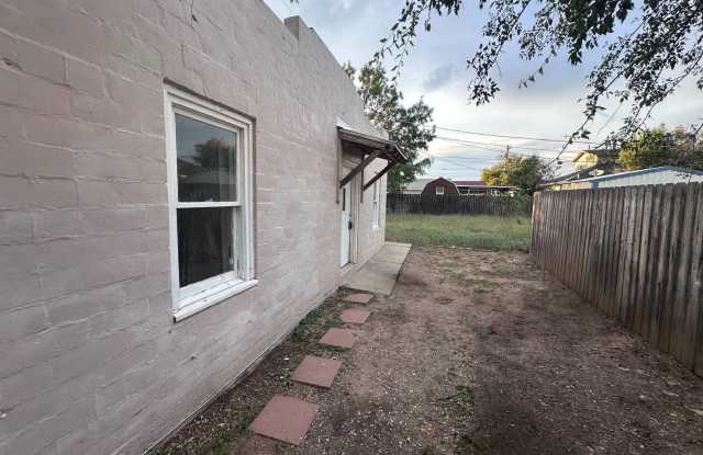 411 North Adams Street - 2
