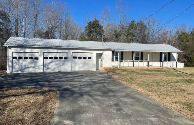 7057 E. HOLLY GROVE RD - 7057 East Holly Grove Road, Davidson County, NC 27360