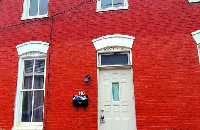 118 INDEPENDENCE Street