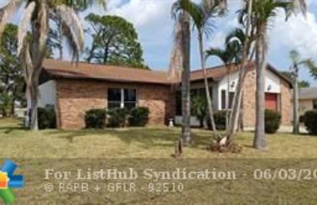 759 SE FLORESTA - 759 Southeast Floresta Drive, Port St. Lucie, FL 34983