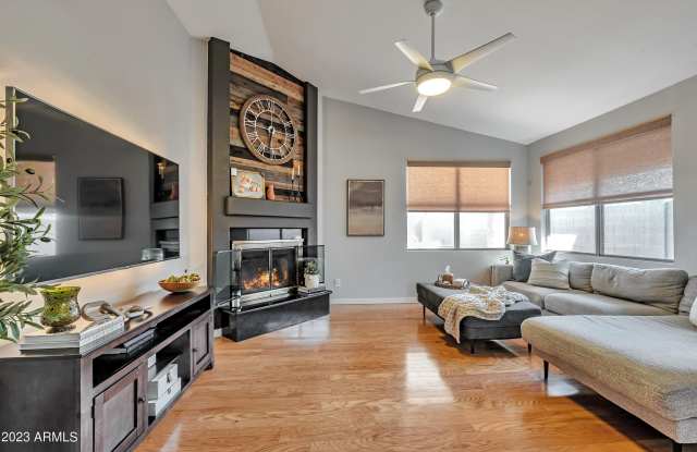 4712 E SWILLING Road