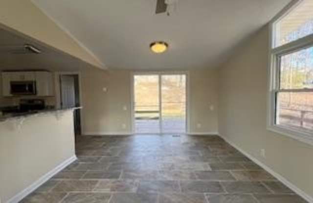 116 LAKEVIEW PARKWAY