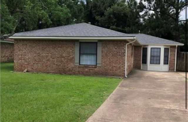 3004 Lodgepole Drive