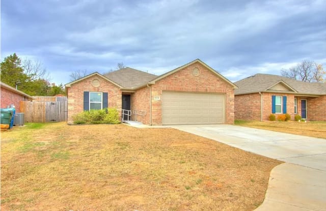 913 Klare Ln - 913 Klare Lane, Midwest City, OK 73130