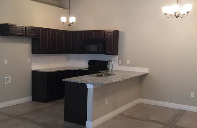 13620 W Hunters View St