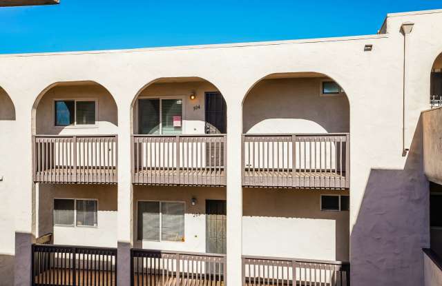 Photo of 2530 Clairemont Drive