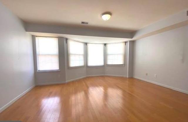 459 N 12TH STREET
