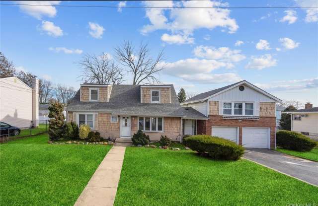 Photo of 145 Washington Avenue