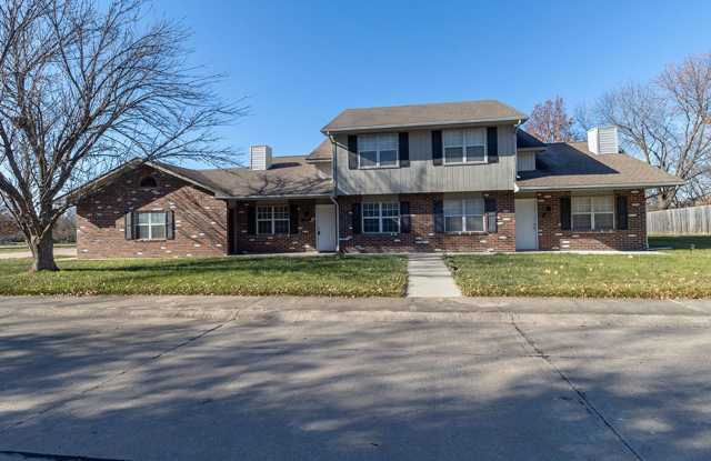 Updated Southside Duplex | 3 Bedroom