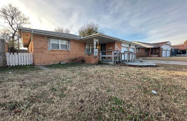 3 Bed 2.5 Bath - JUST HIT THE MARKET!!!