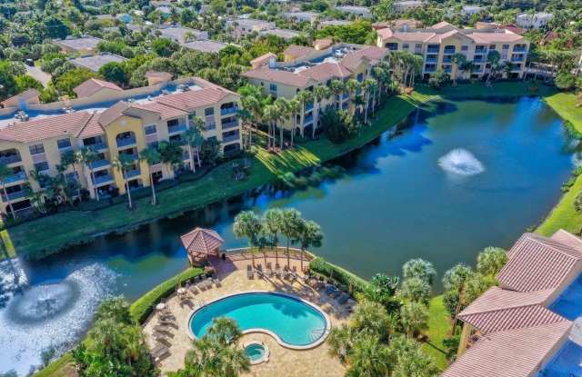 500 UNO LAGO Drive