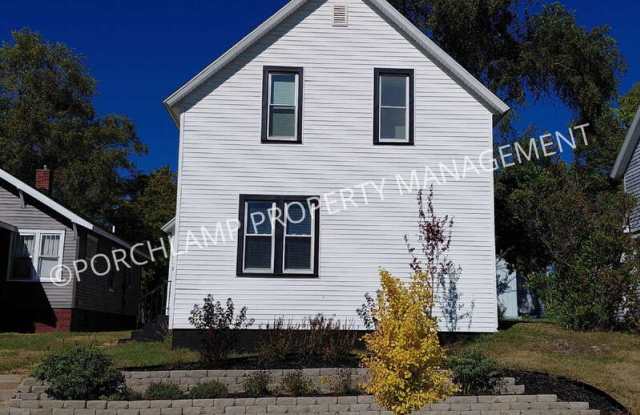 Photo of 606 Houston Avenue