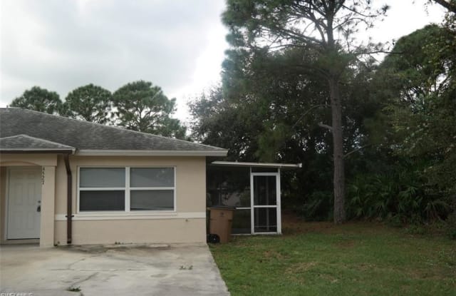 4527 28th ST SW - 4527 28th St SW, Lehigh Acres, FL 33973