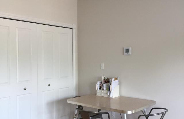 319 East Grand River Avenue