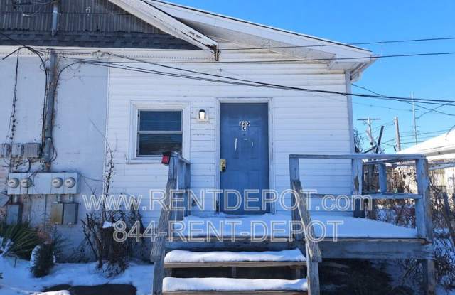 220 E. Delaware