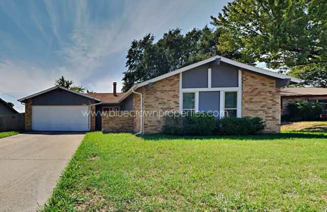 3502 Palomino Dr - 3502 Palomino Drive, Arlington, TX 76017