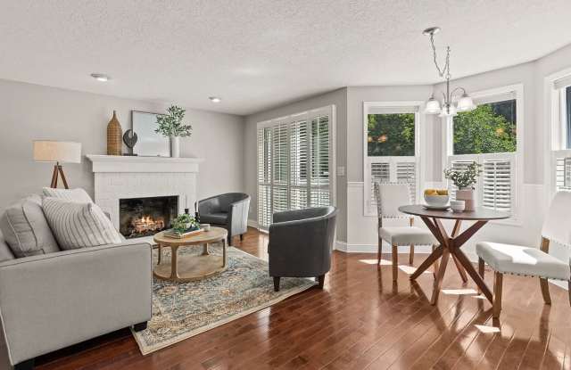 1406 Southeast Condor Place