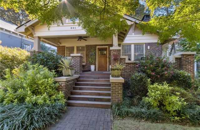 Photo of 901 Adair Avenue NE