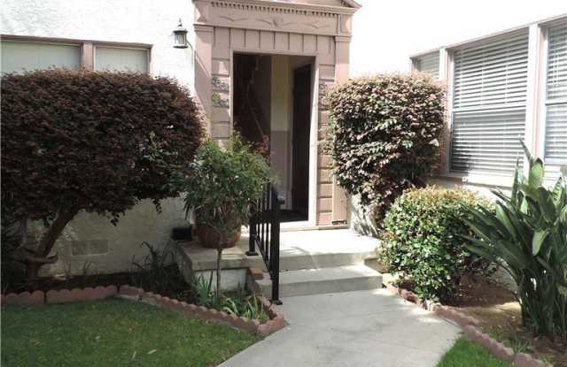 8386 Dunbarton Avenue