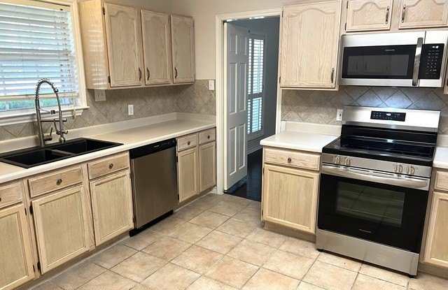 26711 Sagitarius Lane