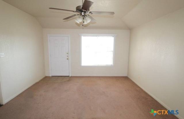 2915 Sunflower Trail