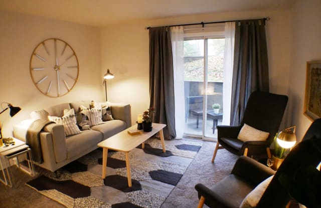 Galbraith Pointe Apartments and Townhomes