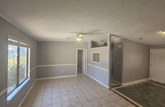 6204 Pinetree Avenue