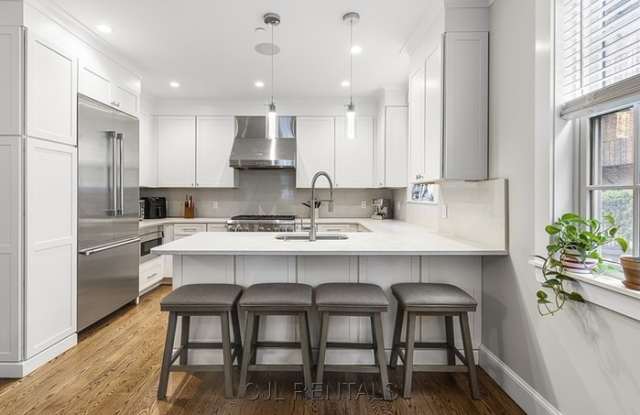 119 Highland Ave