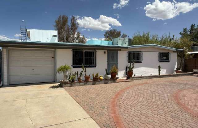 8574 East Ruby Drive