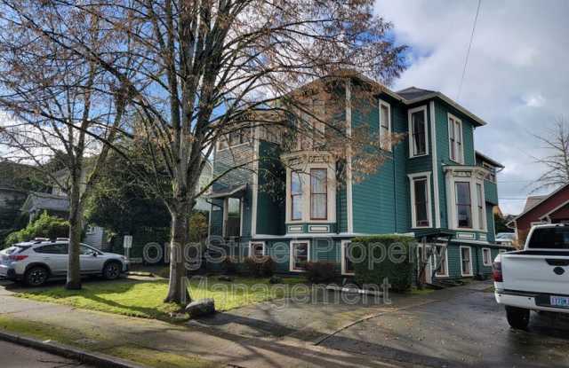 Photo of 218 NW 21st