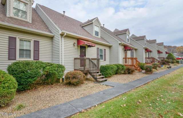 2503 East Lakeview Drive