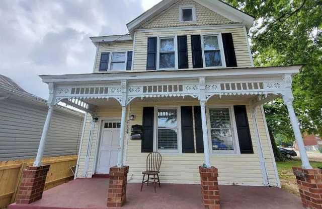 Photo of 2106 Boston Ave