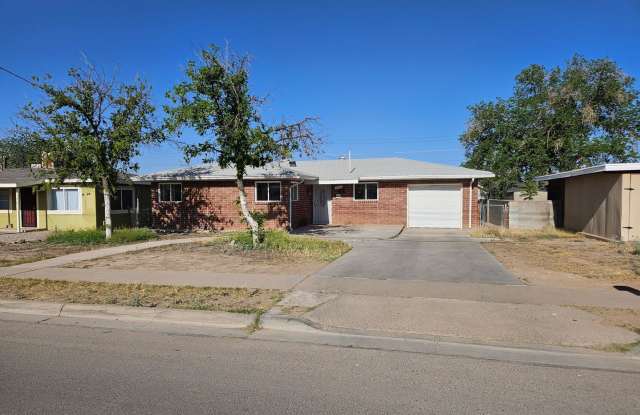 3 Bedroom / 2 Bath Home with Refrigerated Air & 1-Car Garage