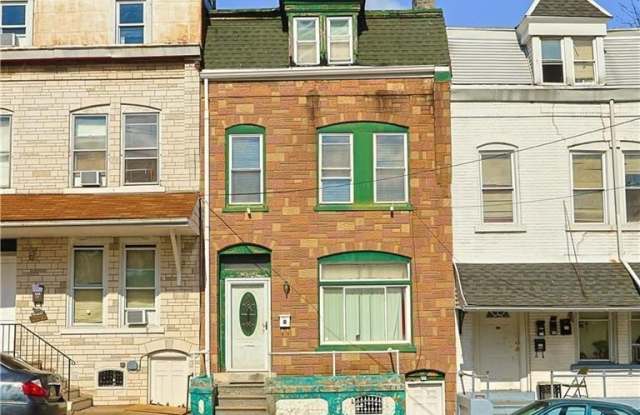 389 Turner Street