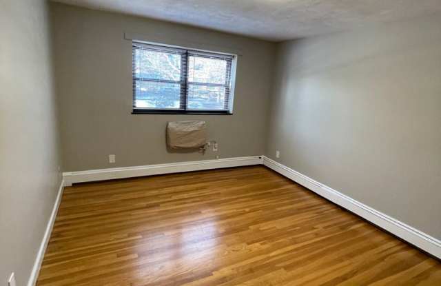 Photo of Renovated 1-Bed H  HW + Parking * Newton Riverside MBTA GL-D