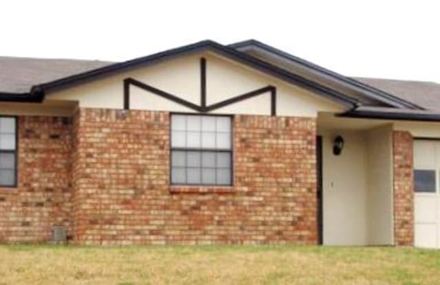 211 Blanket Dr - 211 Blanket Drive, Copperas Cove, TX 76522