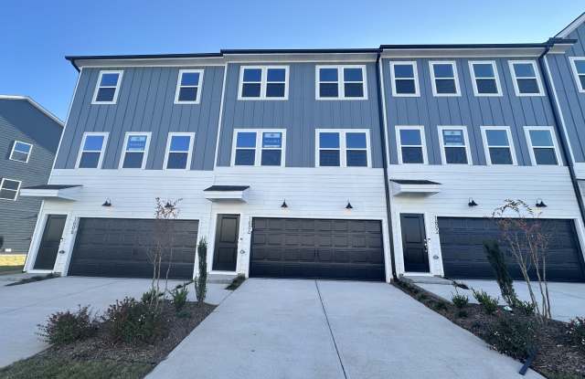 Photo of 1604 Tamarisk Lane - 1