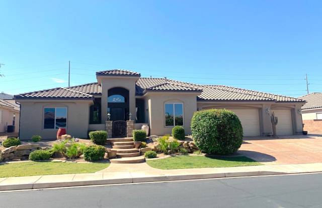 This Gorgeous Home is in the Tonaquint Terrace - 1127 West 2400 South, St. George, UT 84770