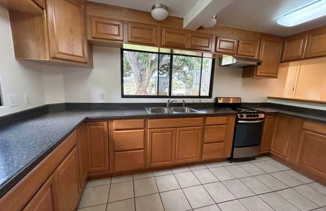 Split ACs! 3 Bathrooms! Indoor Laundry! - 4566 Ukali Street, Halawa, HI 96818