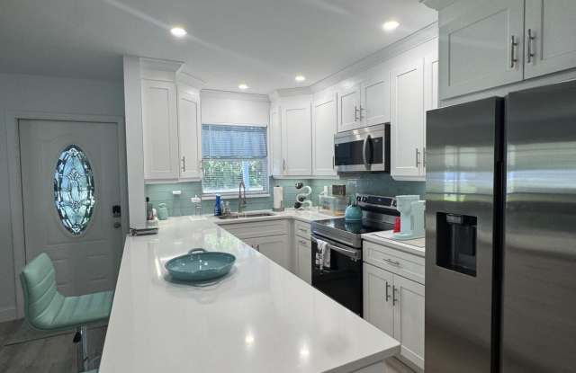 405 High Point Boulevard