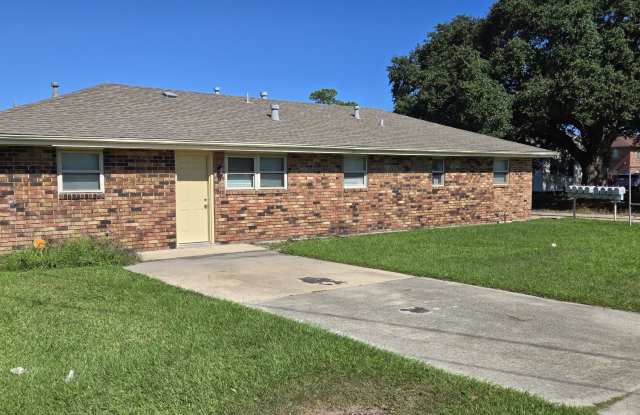 2004 Chalona Drive - 2A