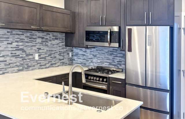 8529 Interlake Avenue North