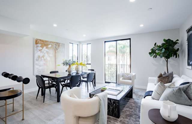 1846 N. Cherokee Avenue (Hollywood Manor)