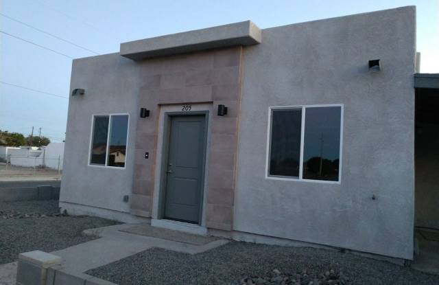 205 W 12 ST - 205 W 12th St, Yuma, AZ 85364