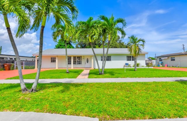 131 W 18th St - 131 West 18th Street, Hialeah, FL 33010