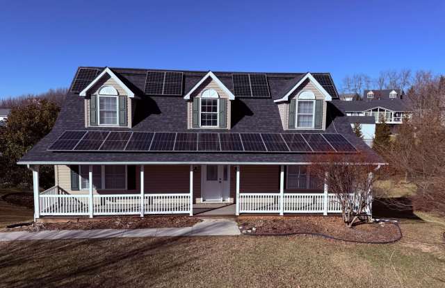 3 Bedroom, 3.5 Bath House