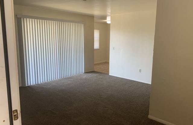 Photo of 4811 S Jackson Ave