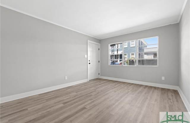 503 W 42nd Street
