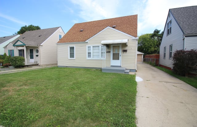 24850 Wilmot Ave - 24850 Wilmot Avenue, Eastpointe, MI 48021