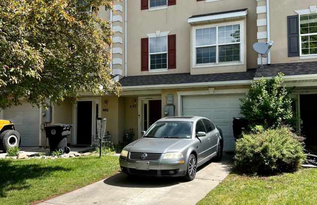 Photo of 452 Argyll Ct